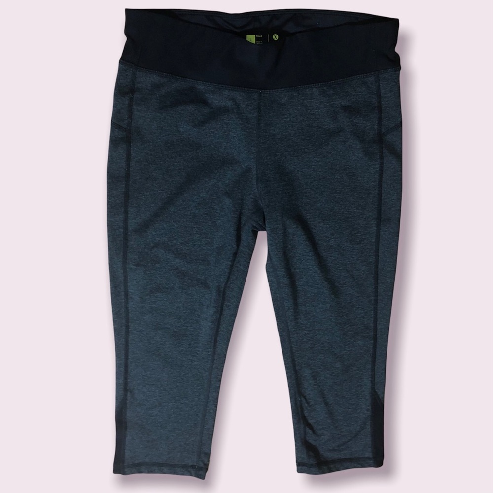 X xersion Grayβ womenβs crop leggings Sz L